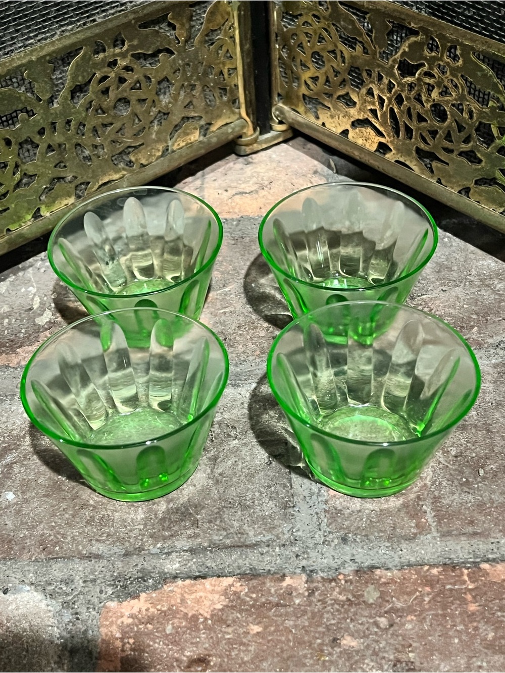 Set of 4 Vintage Uranium Green Glass Dessert Cups